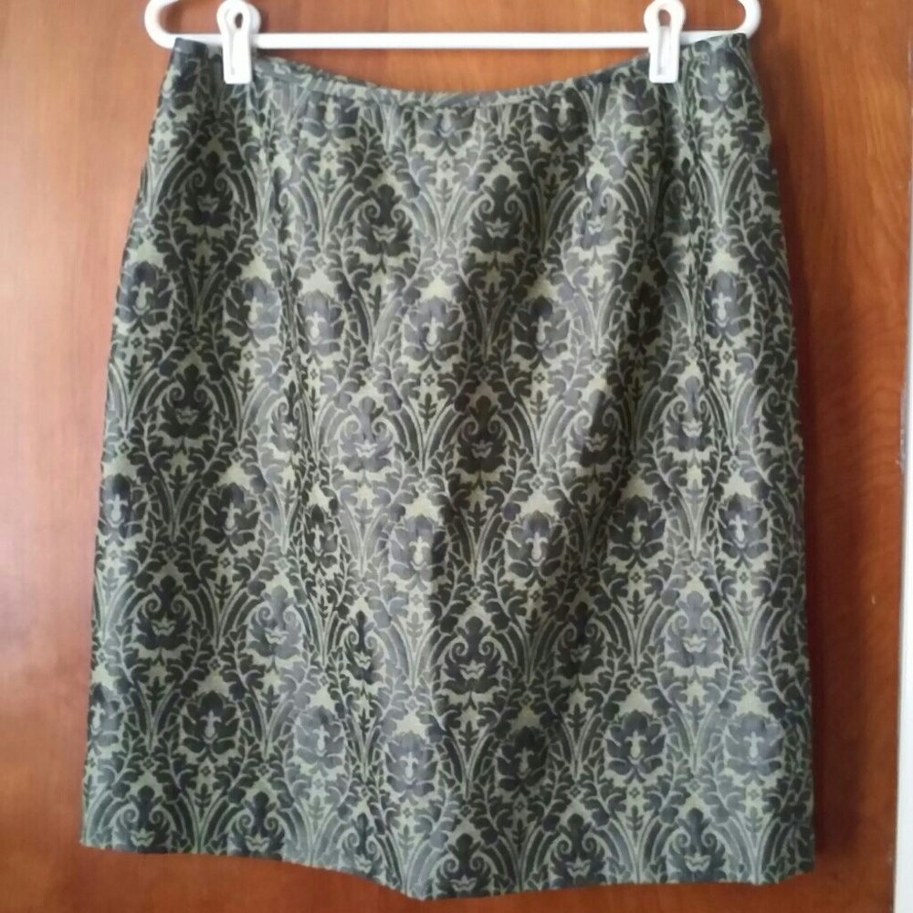 Kasper Green Lined Textured Skirt size 14p